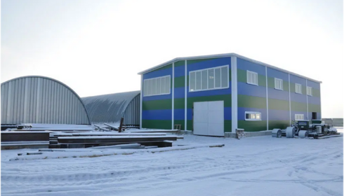 двускатный прямостенный ангар